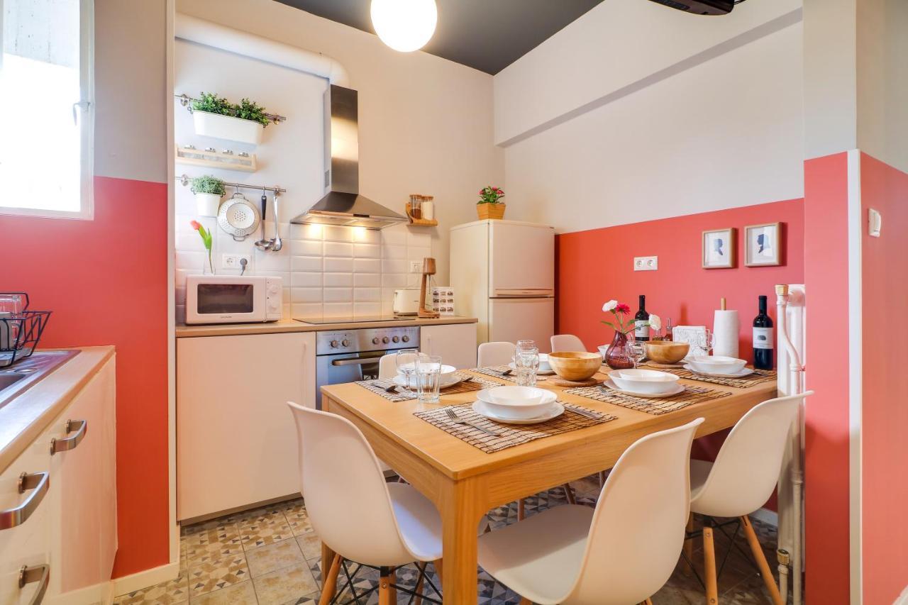 Spacious Central Flat☆3Min To Metro☆Ac|Netflix|Pc Athen Eksteriør bilde